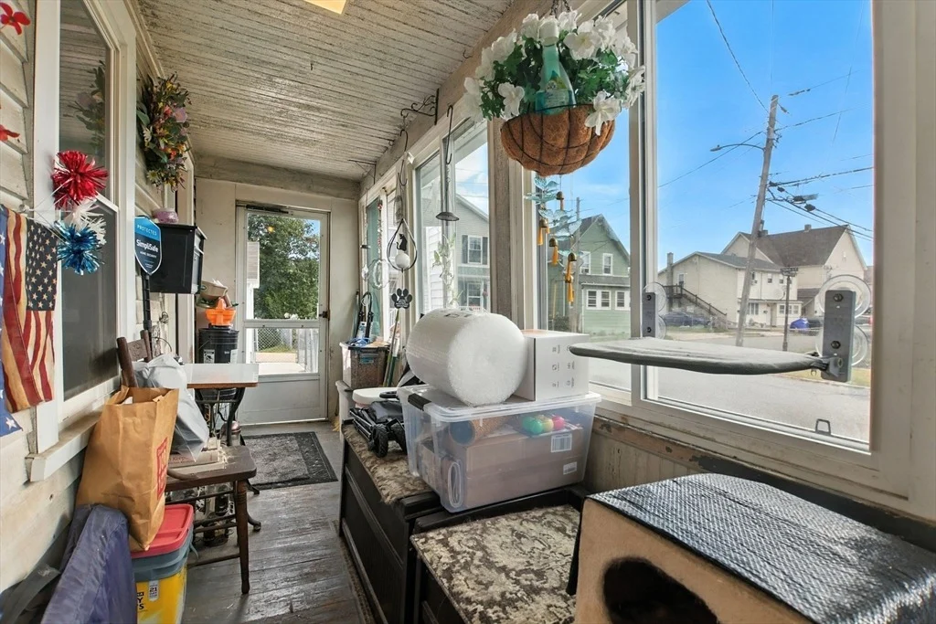 Photo of 2 Lyons St