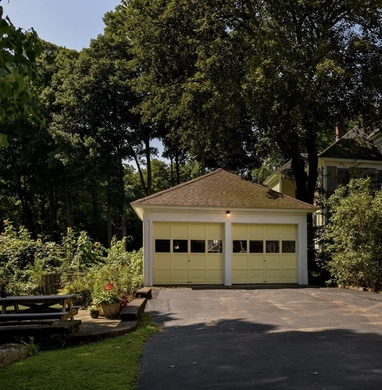 Photo of 28 Holt Road