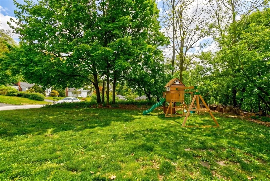 Photo of 48 Westview Rd