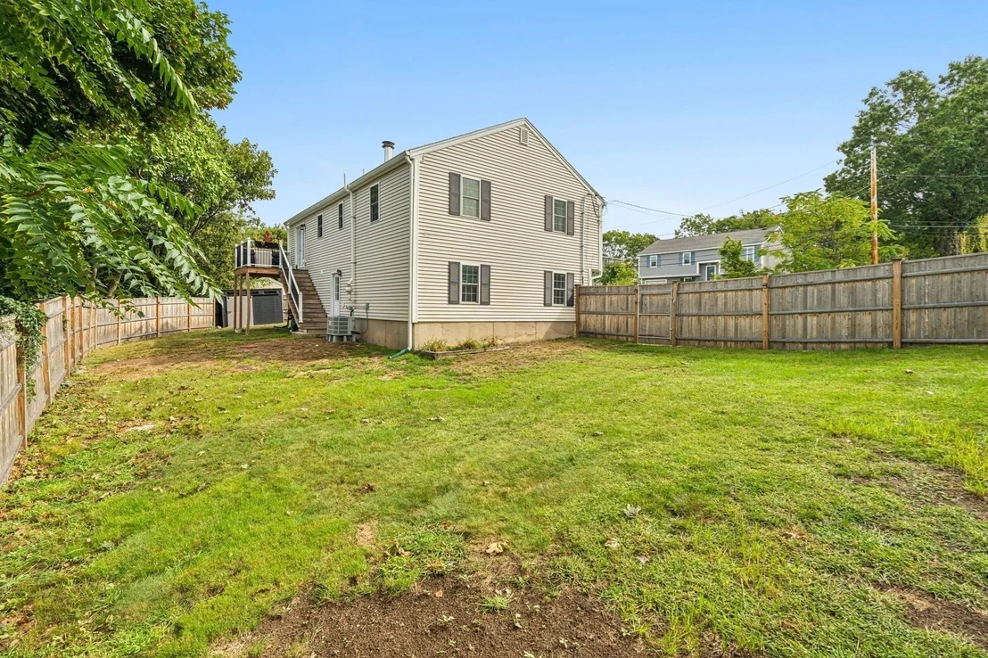 Photo of 8 Skyview Ln