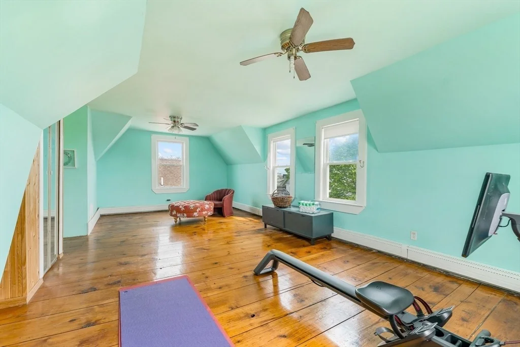 Photo of 158 Cadish Ave