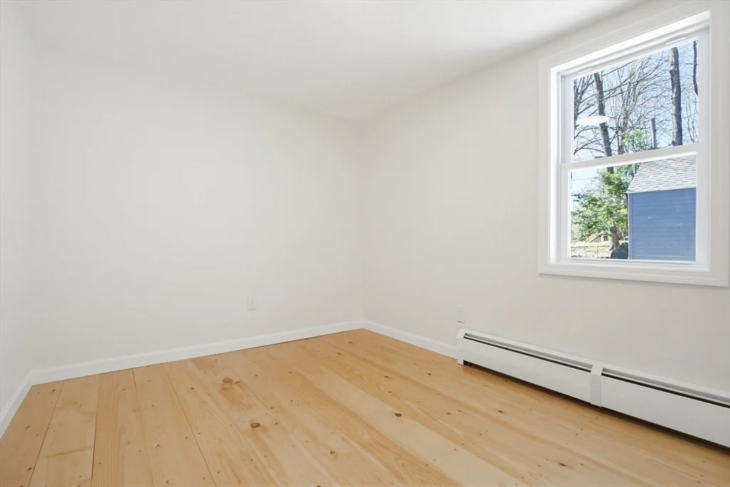 Photo of 142 Whiting St