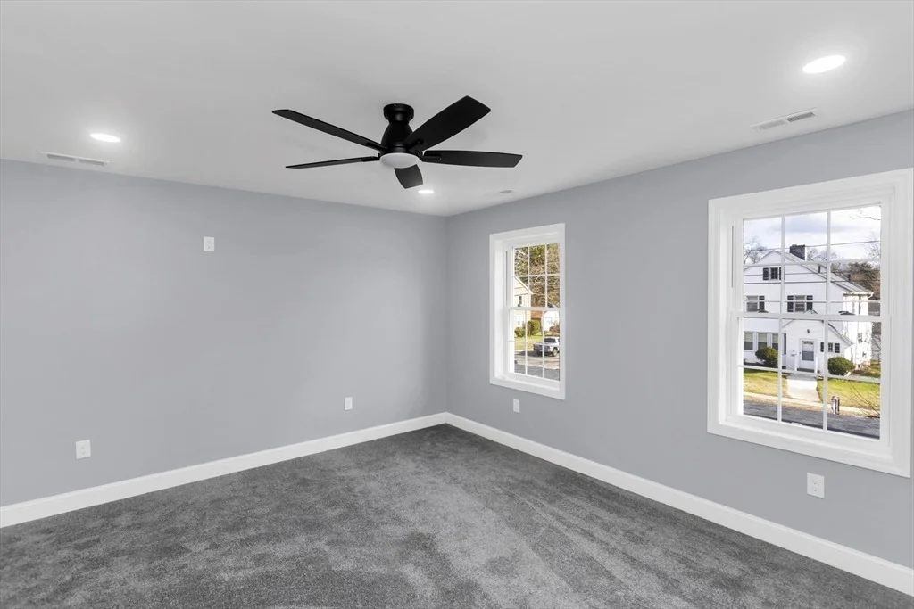 Photo of 1220 Bay Street