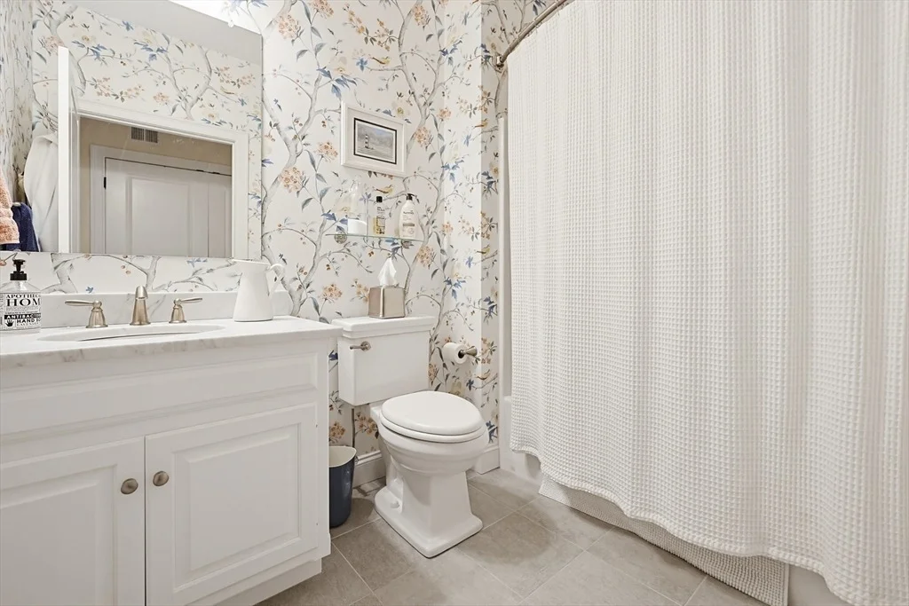 Photo of 30 Partridge View Ln S