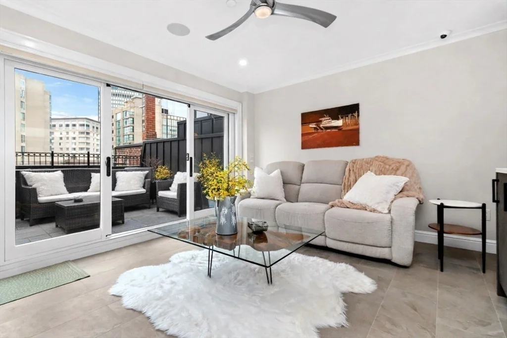 Photo of 102 Saint Botolph St