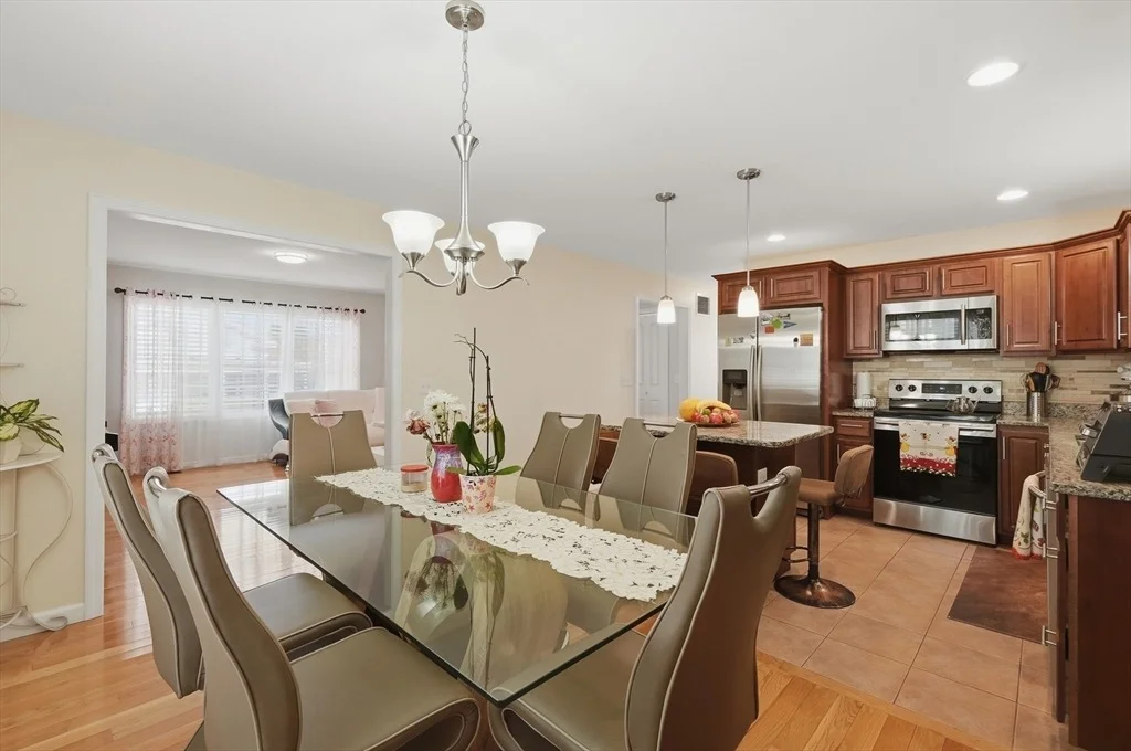 Photo of 414 Bay Street
