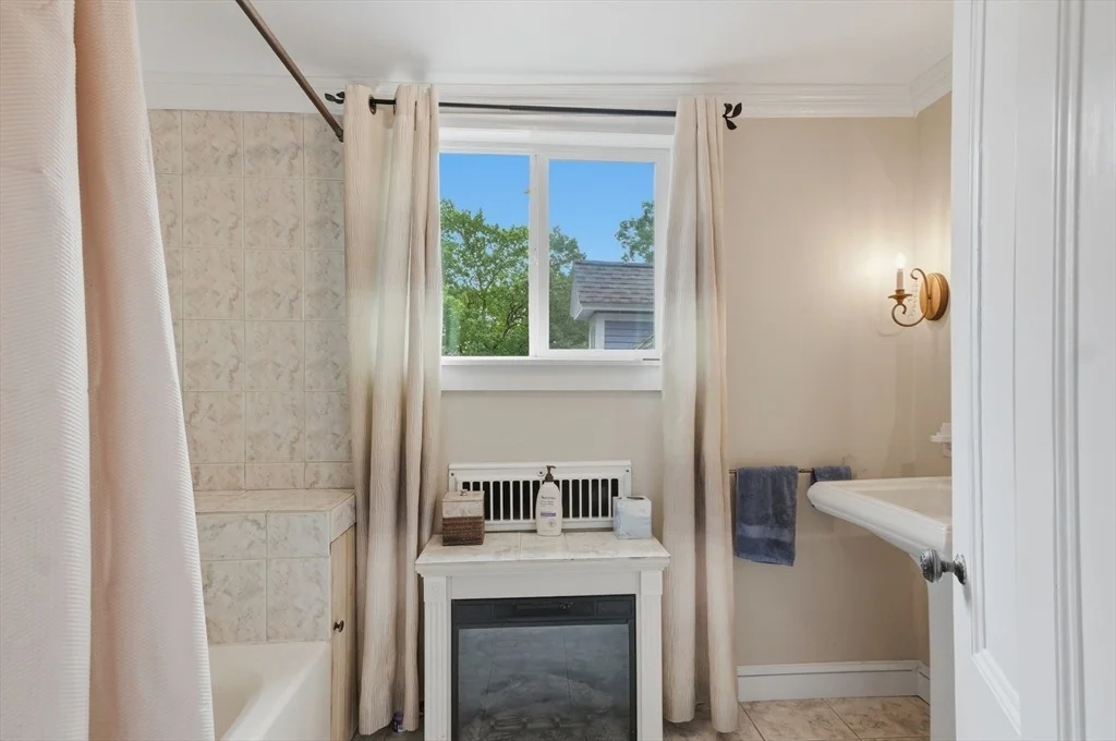 Photo of 239 Fairmount Street