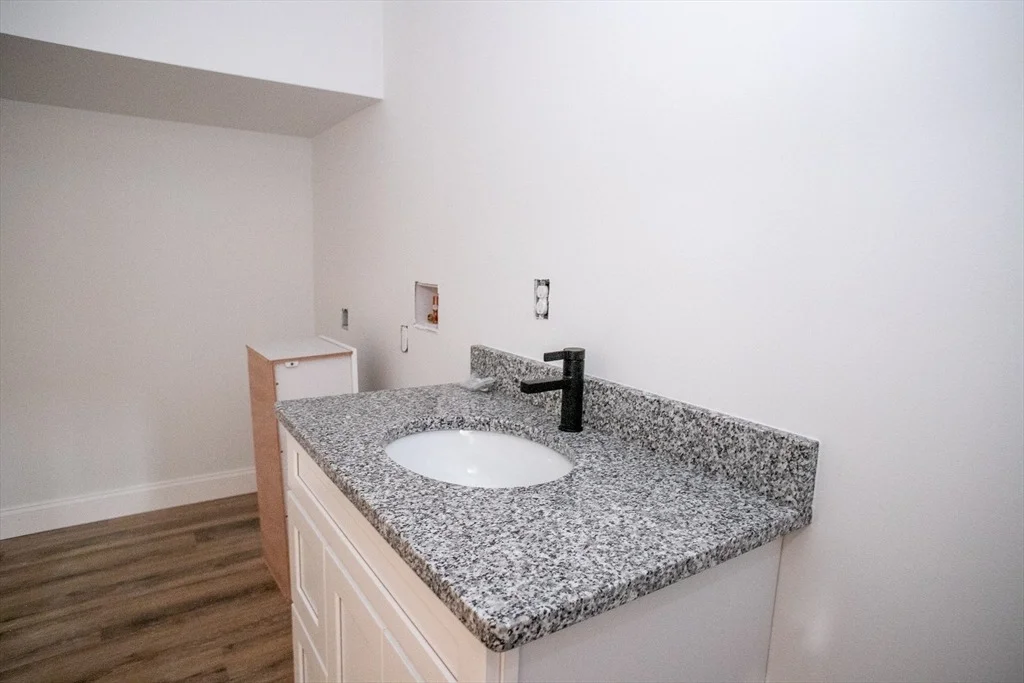 Photo of 216 Holtshire