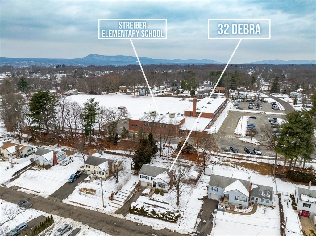 Photo of 32 Debra Dr