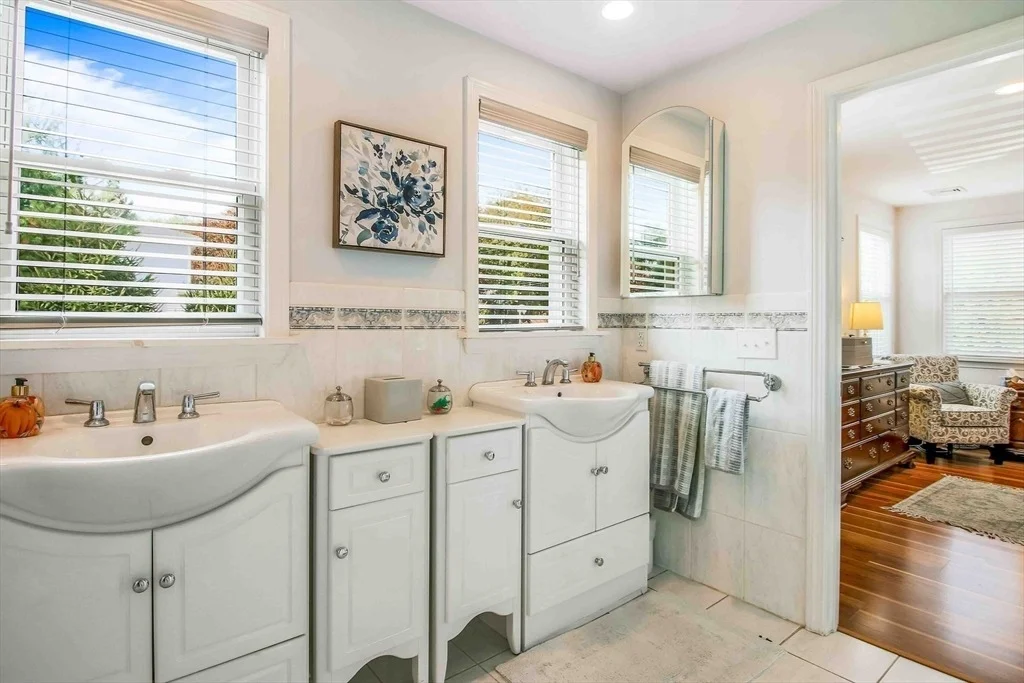 Photo of 267 Canton St