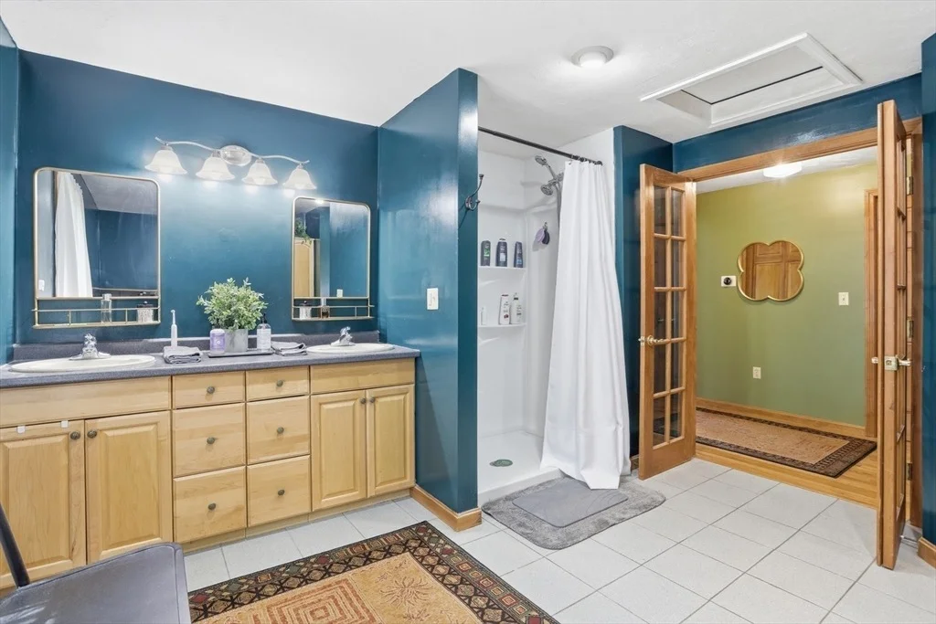 Photo of 25 Thomas Pl