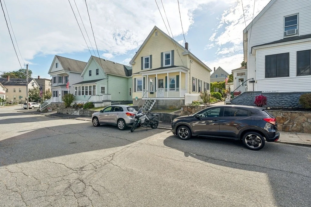 Photo of 14 Endicott Street