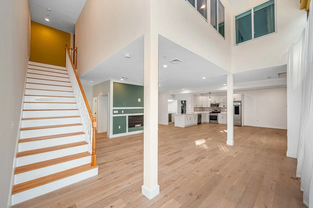 Photo of Unit 205 at 17 Kearney Sq