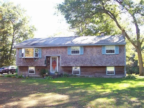 Photo of 182 Lakeview Dr.