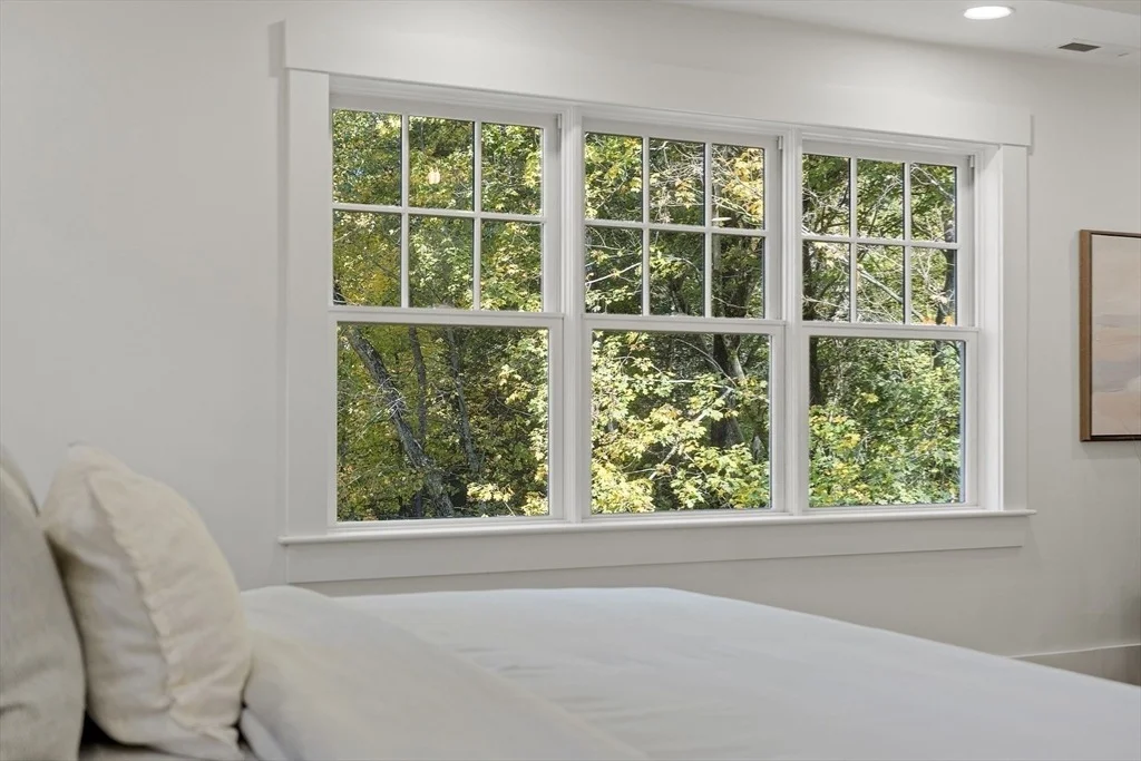 Photo of 140 Revolutionary Road