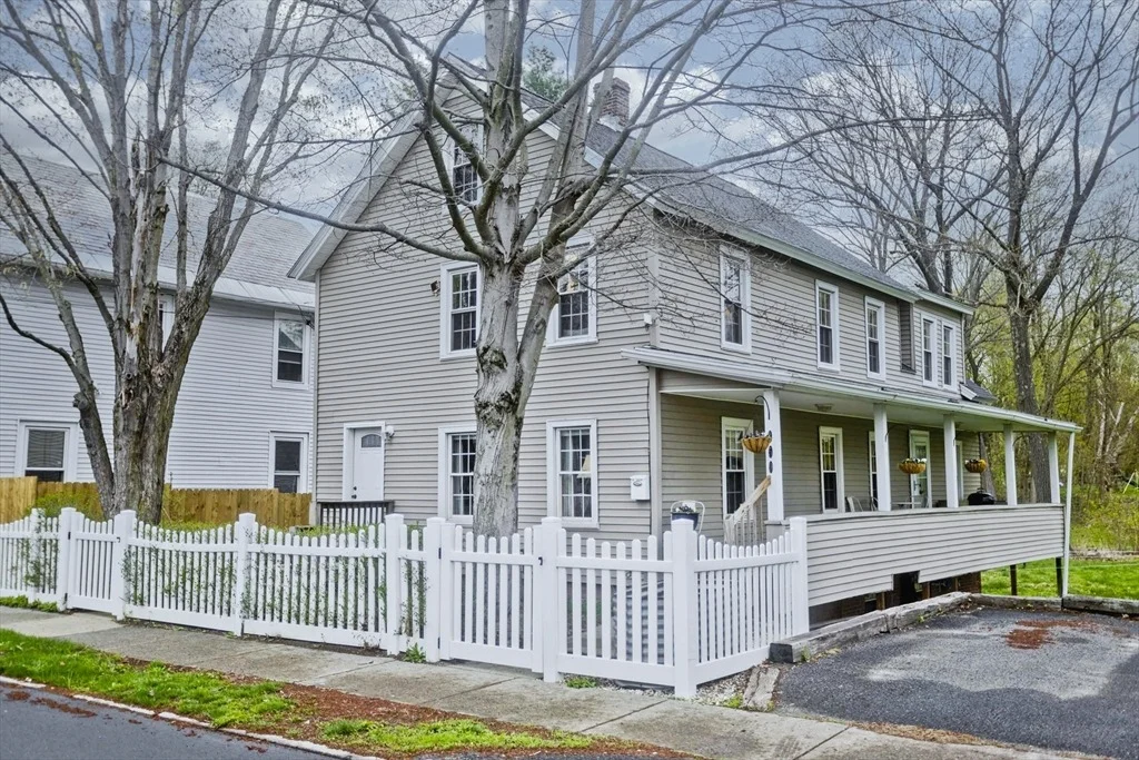 Photo of 159 Chapman St