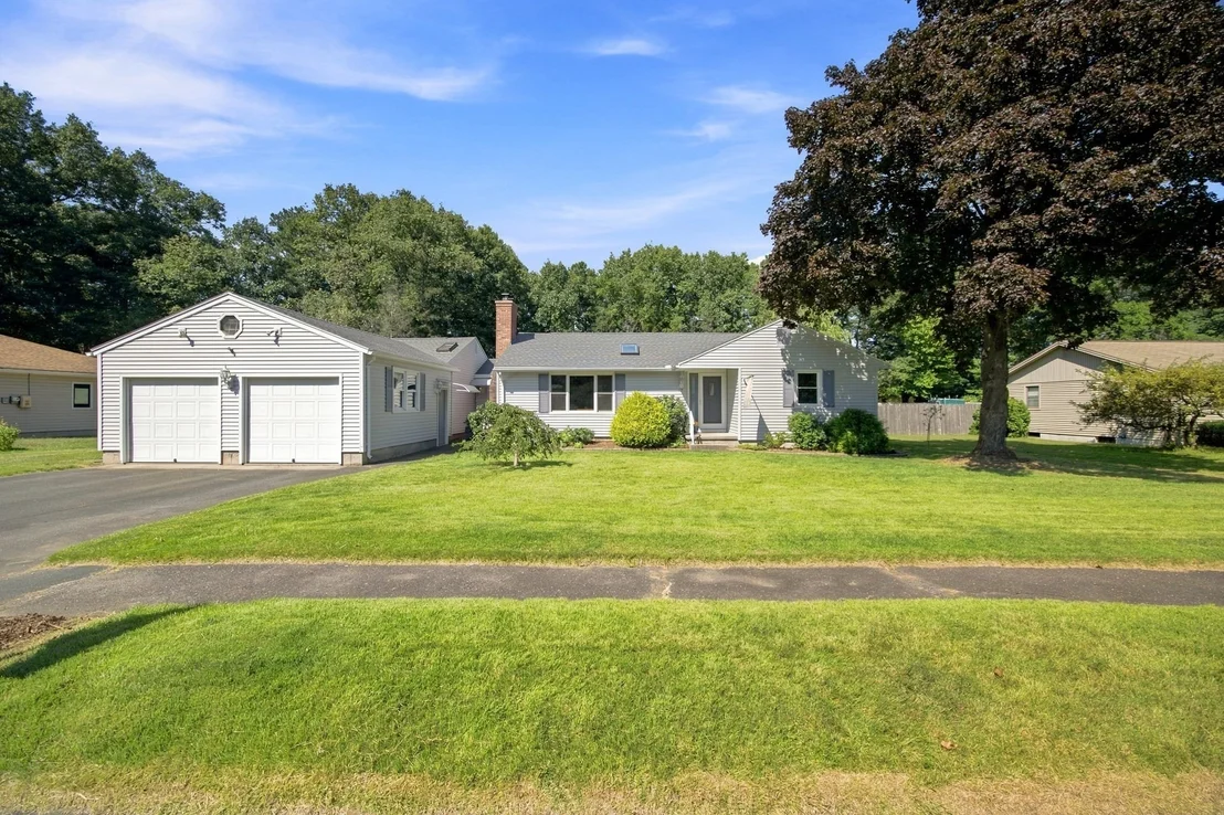 Photo of 47 Overlook Dr