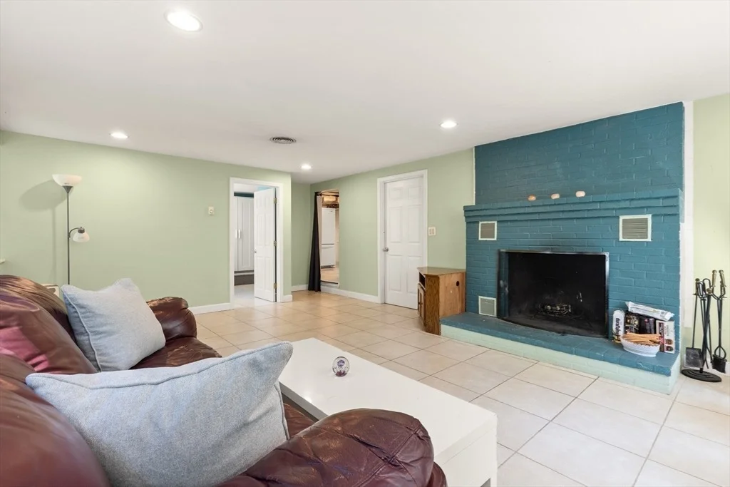 Photo of 7 Marie Ave