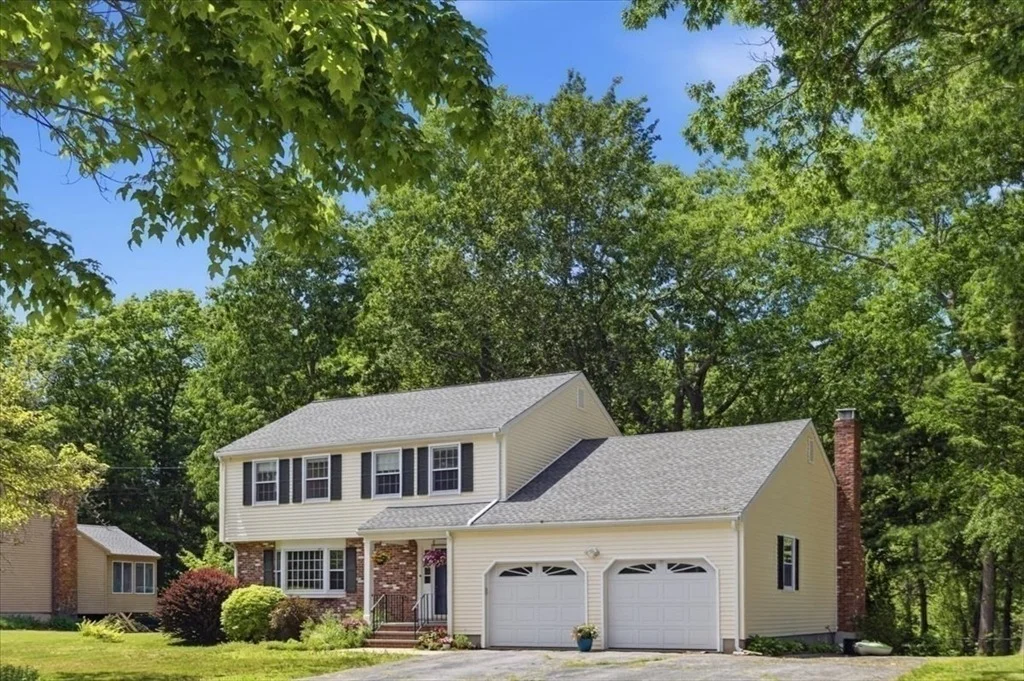 Photo of 27 Kennel Hill Dr