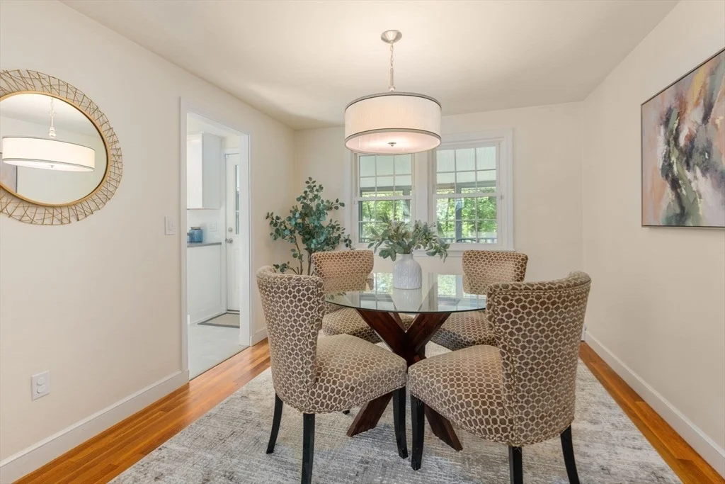 Photo of 11 Longmeadow Road