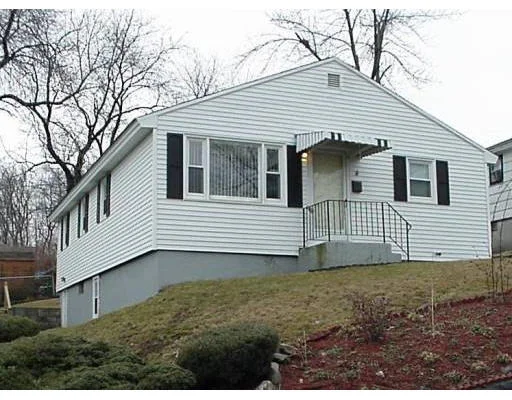 Photo of 4 Crowningshield Road