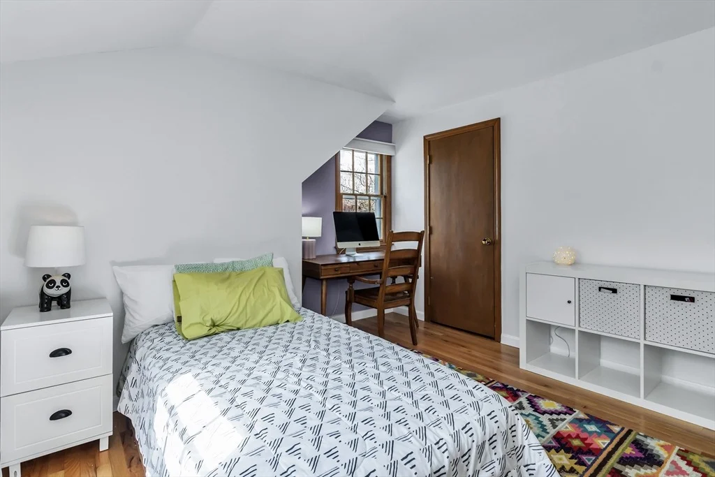 Photo of 21 Heather Rd