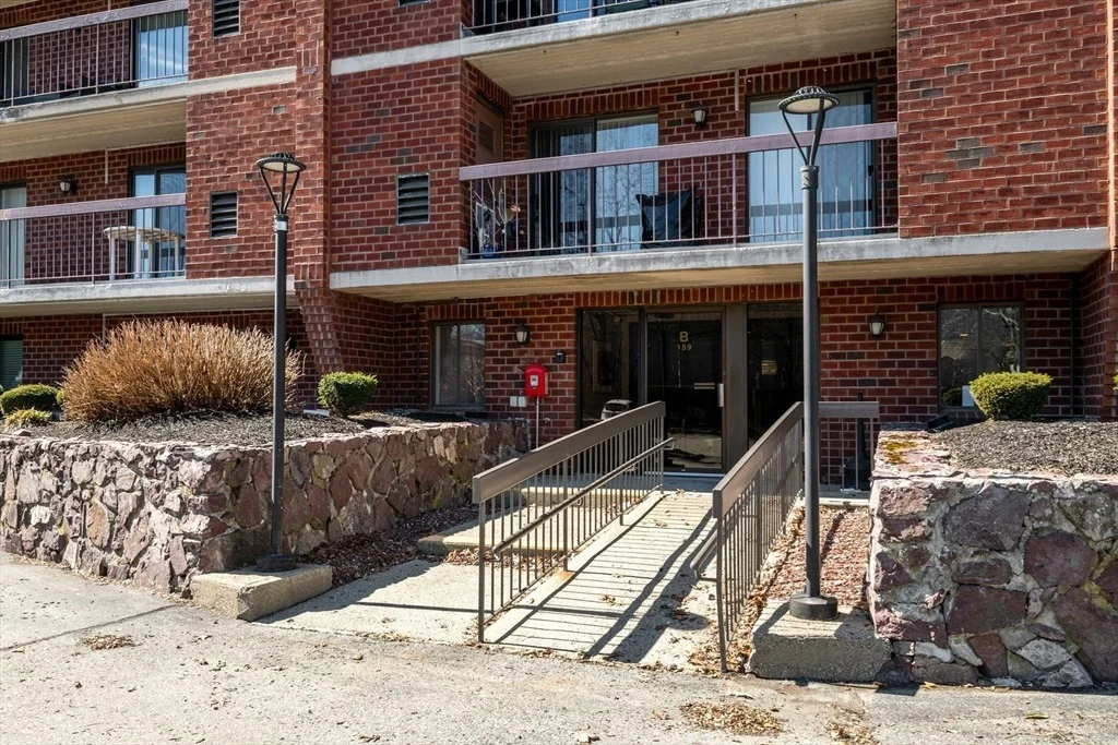 Photo of Unit 52B at 159 Main Street
