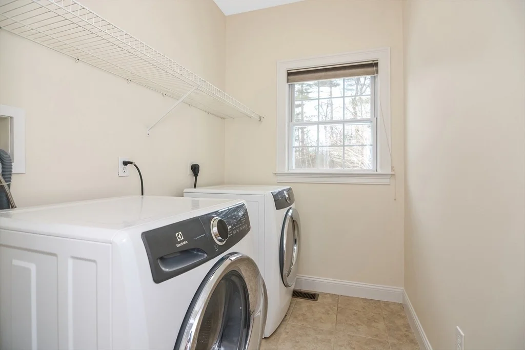 Photo of 268 Hall Street