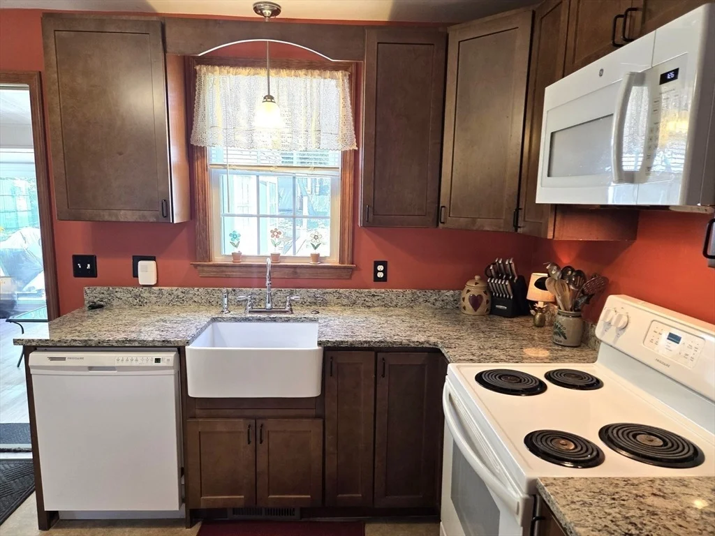 Photo of 77 Ridge Road