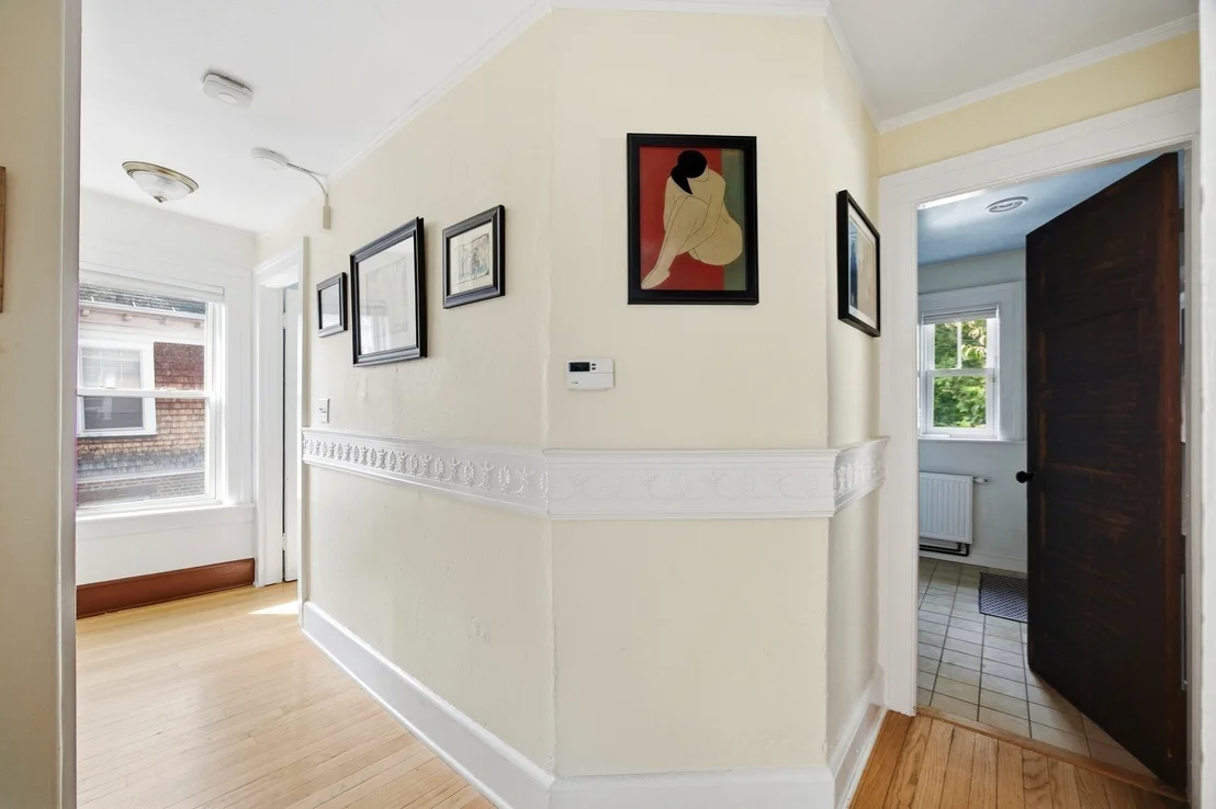 Photo of 211 Crescent St