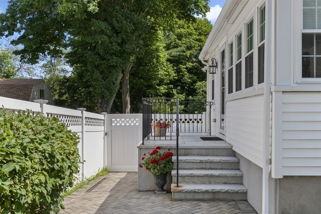 Photo of 277 Vernon Street