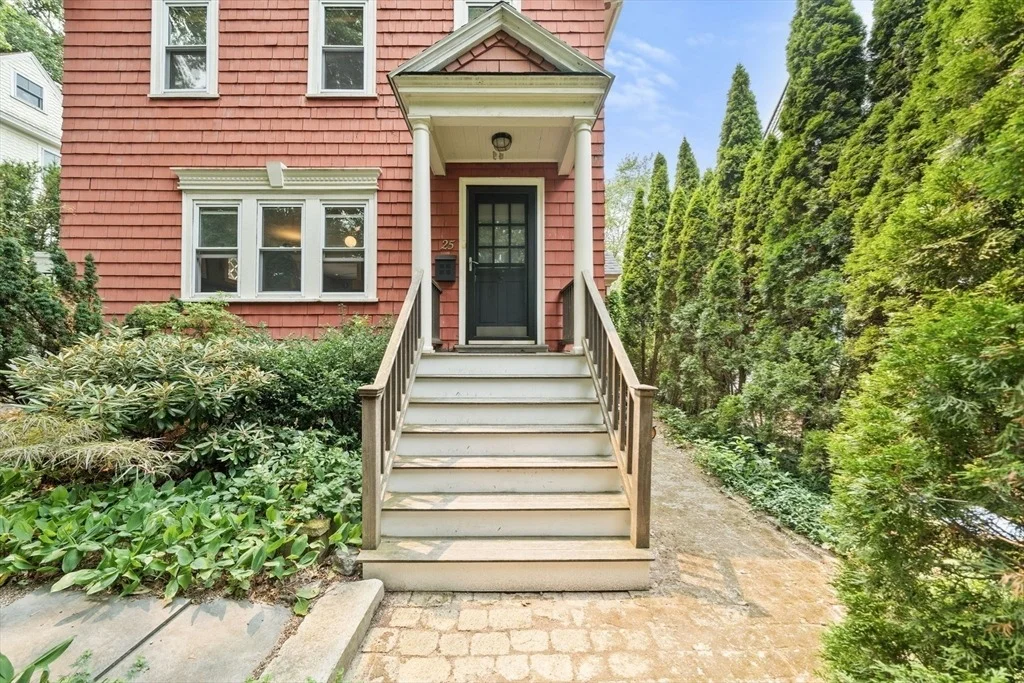 Photo of 25 Maple Ave.