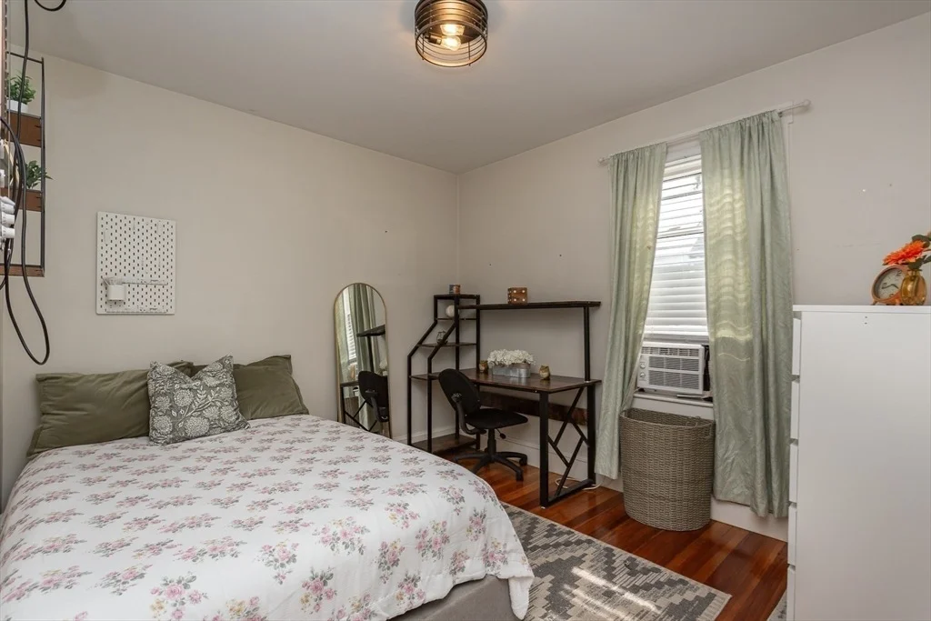 Photo of 44 Slocum St