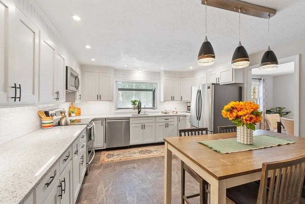 Photo of 27 Forest Road