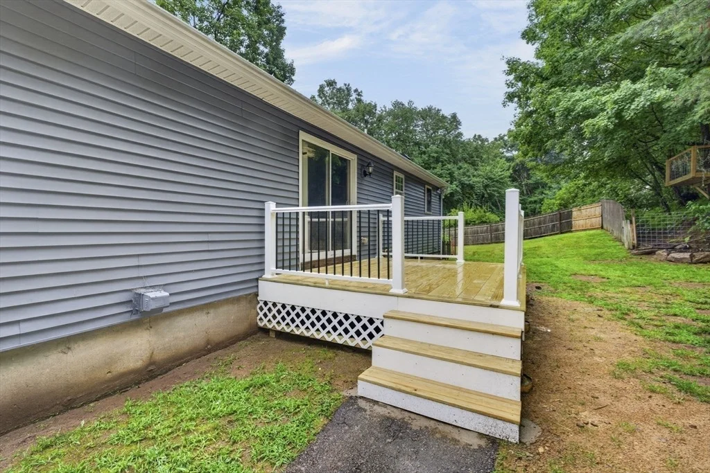 Photo of 1226 Brimfield Rd