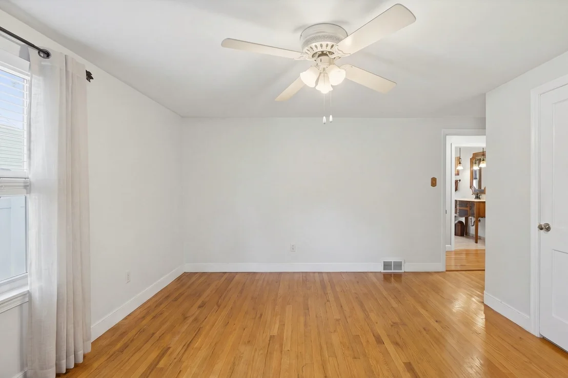 Photo of 57 Parkview St