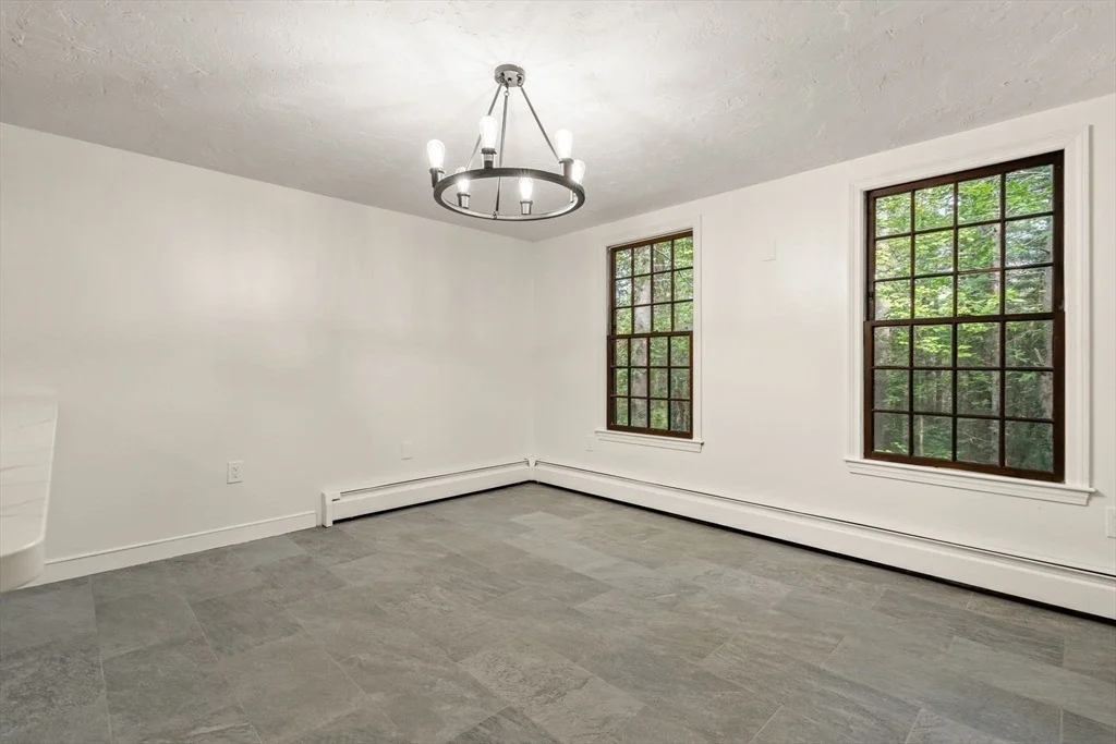 Photo of 123 Dutton Rd