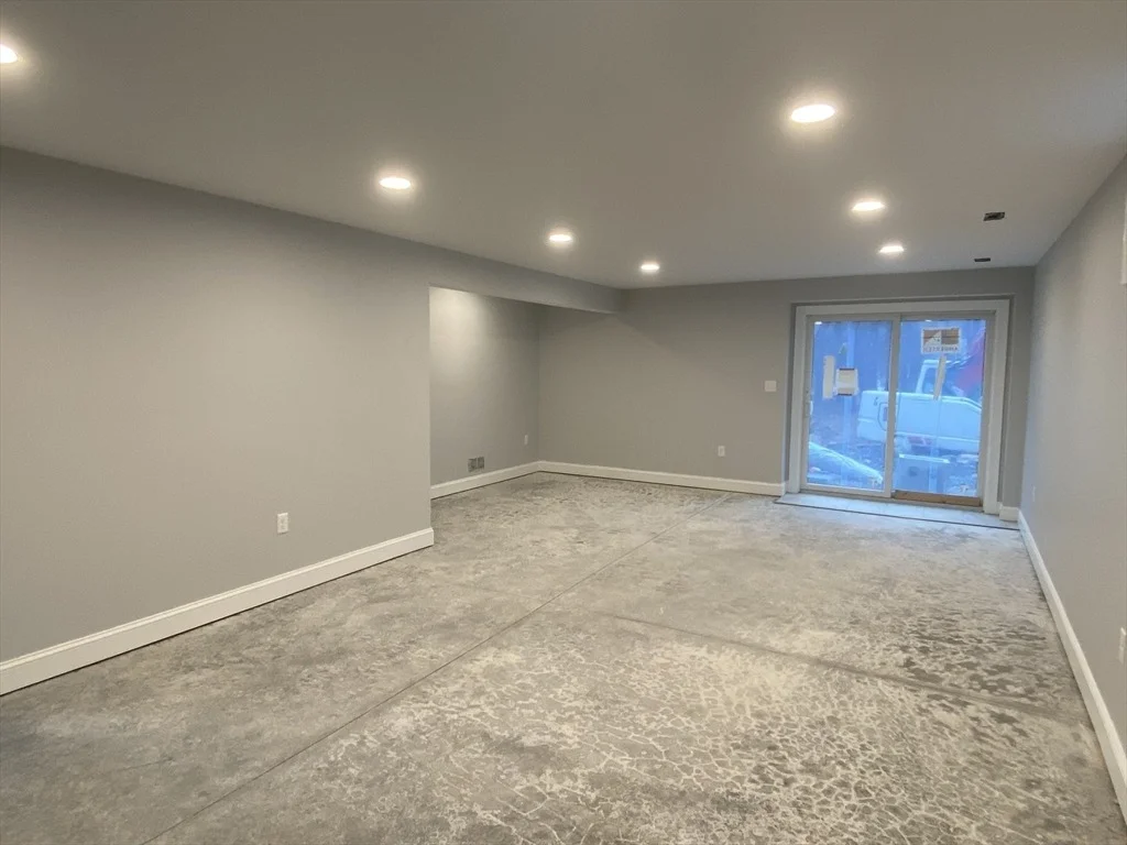 Photo of 9 Lilac Ct
