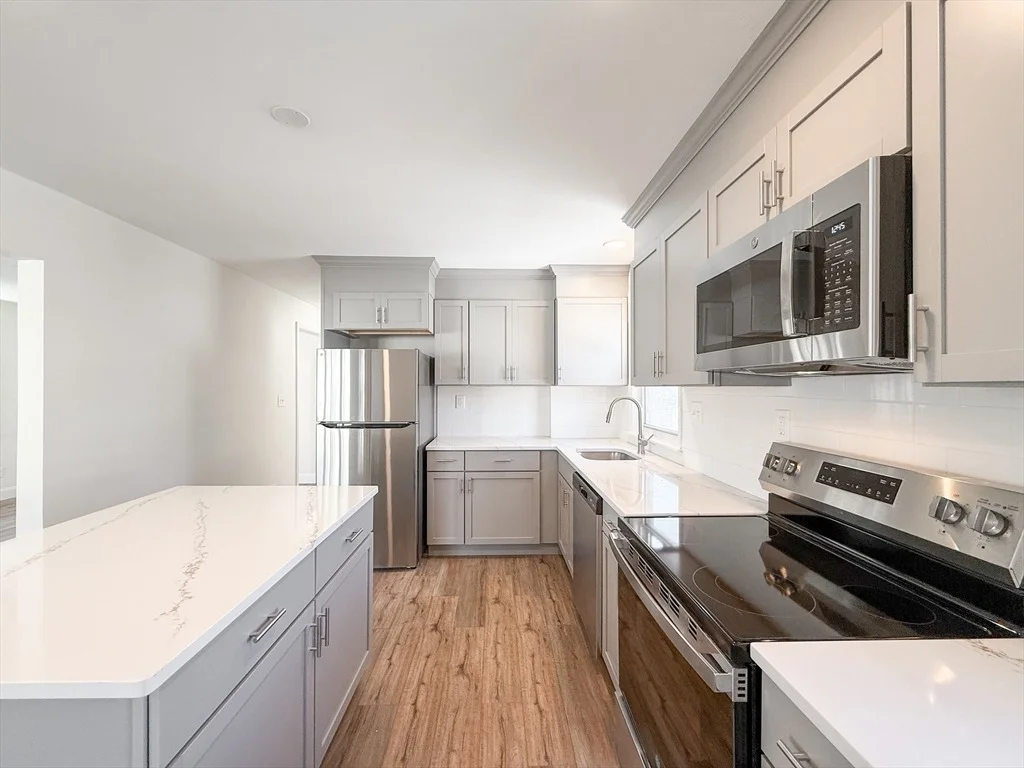 Photo of 31 Millard Ave