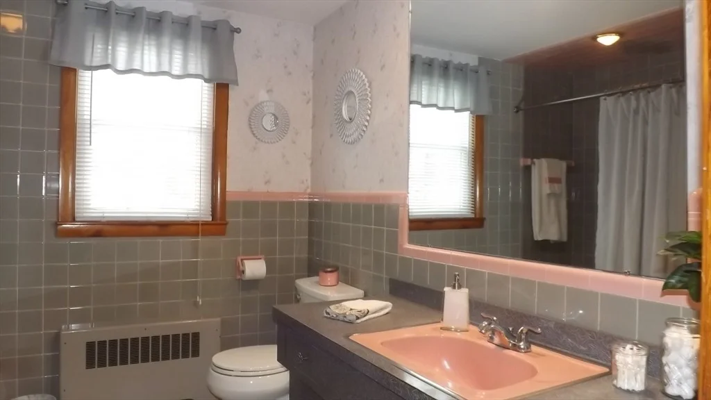 Photo of 48 Ernest Ave