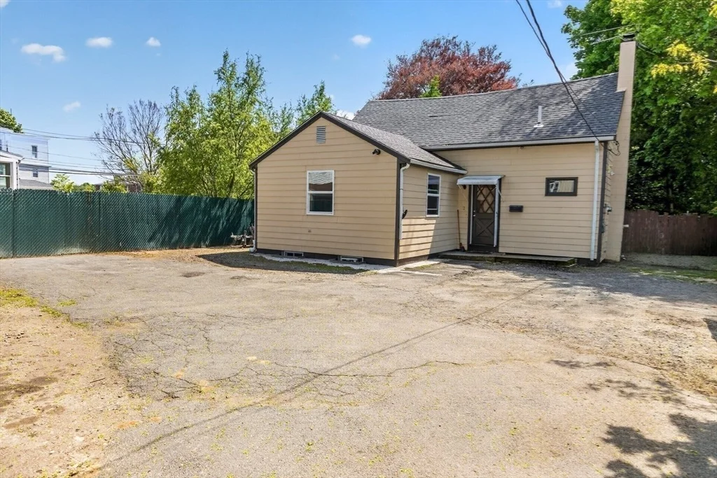 Photo of 2 Mill St