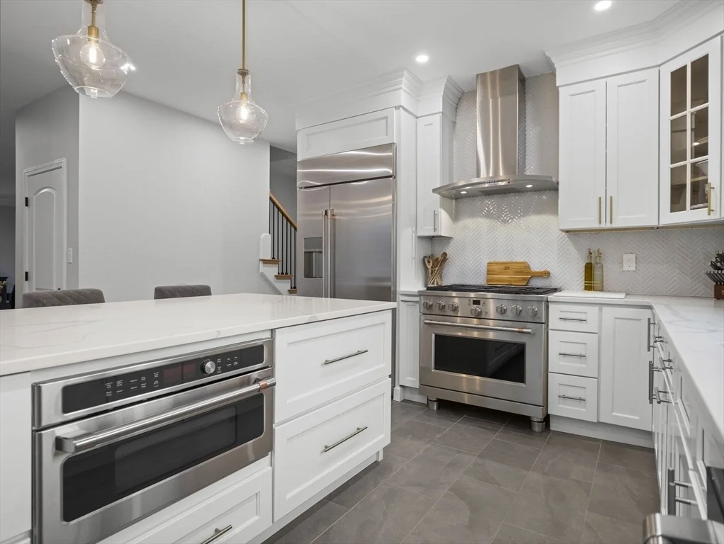 Photo of 10 Alfred Dr