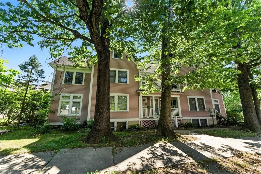 Photo of Unit 21 at 21 Marengo Park