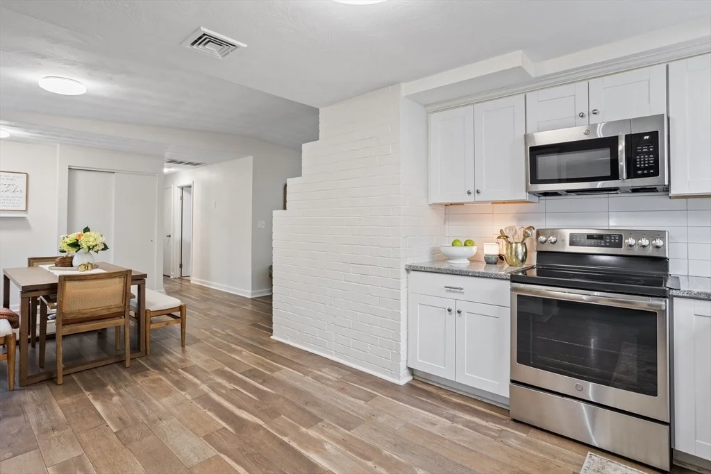 Photo of 10 Parlee Road