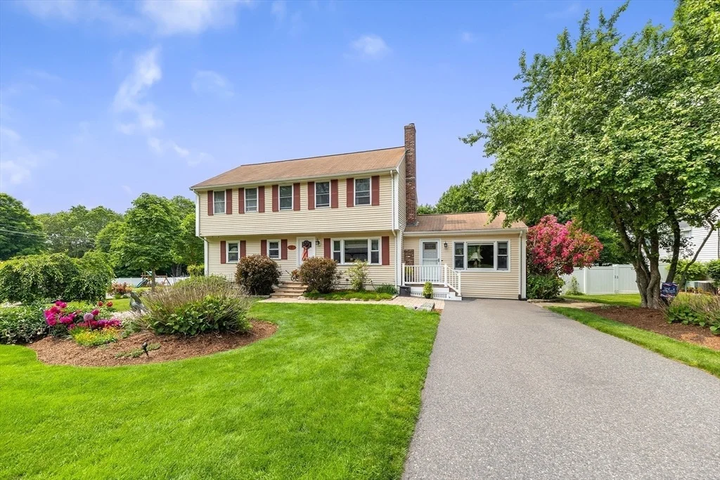 Photo of 37 Maple Street