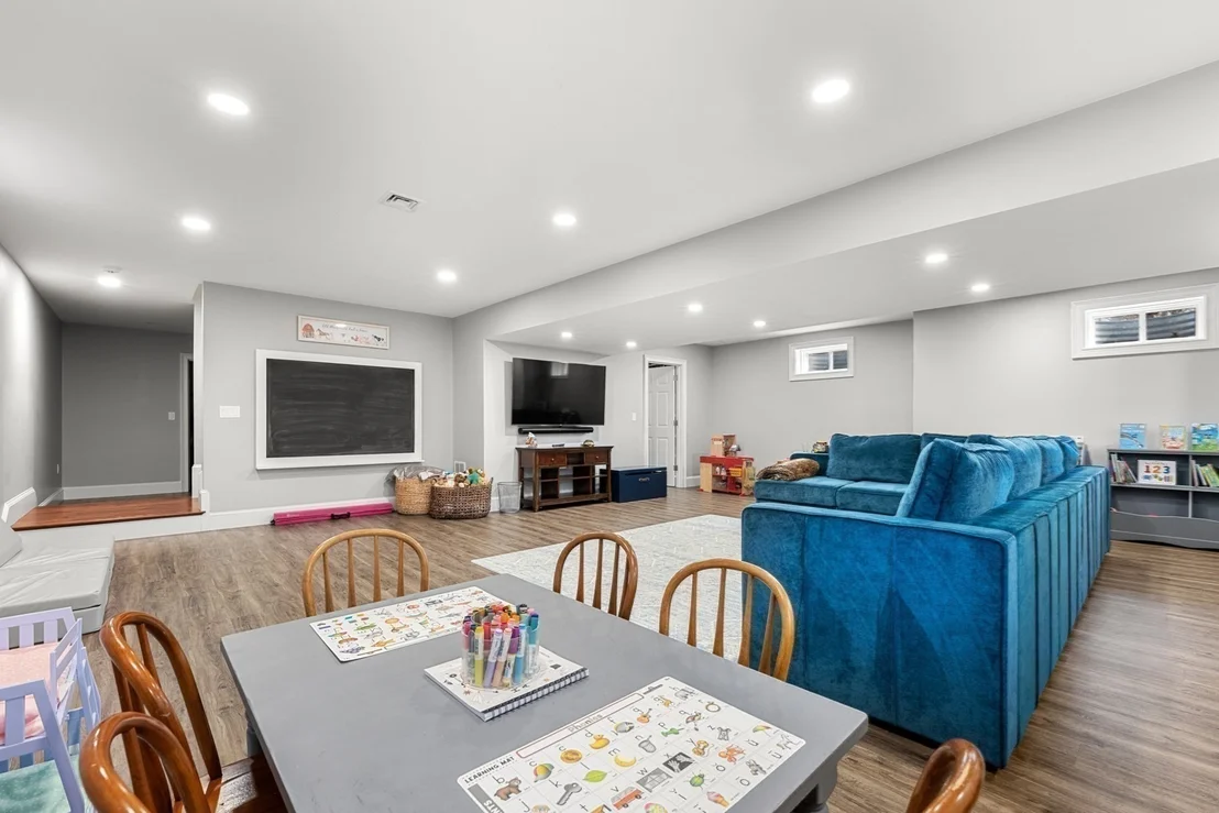 Photo of 21 Chadbourne Road