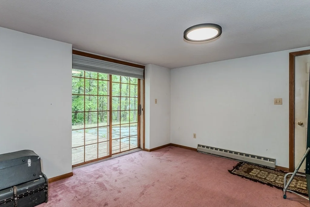 Photo of 102 Larkspur Dr