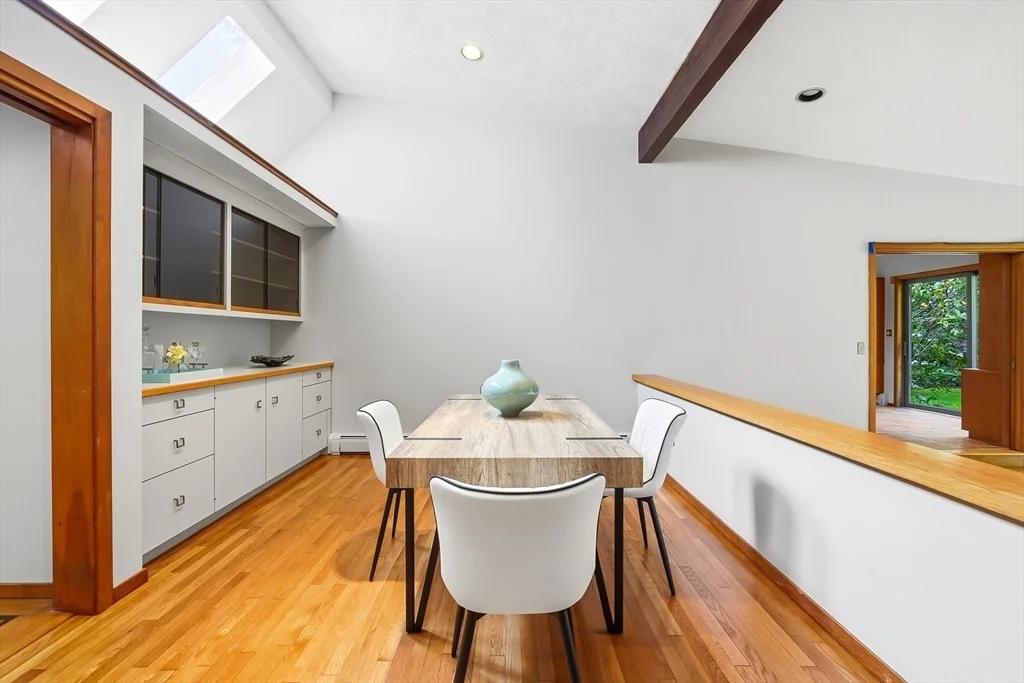 Photo of 6 Angier Rd