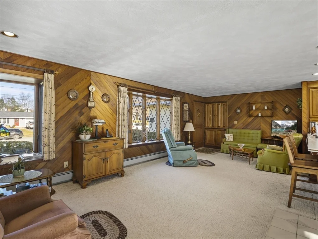 Photo of 11 Reservoir Dr.