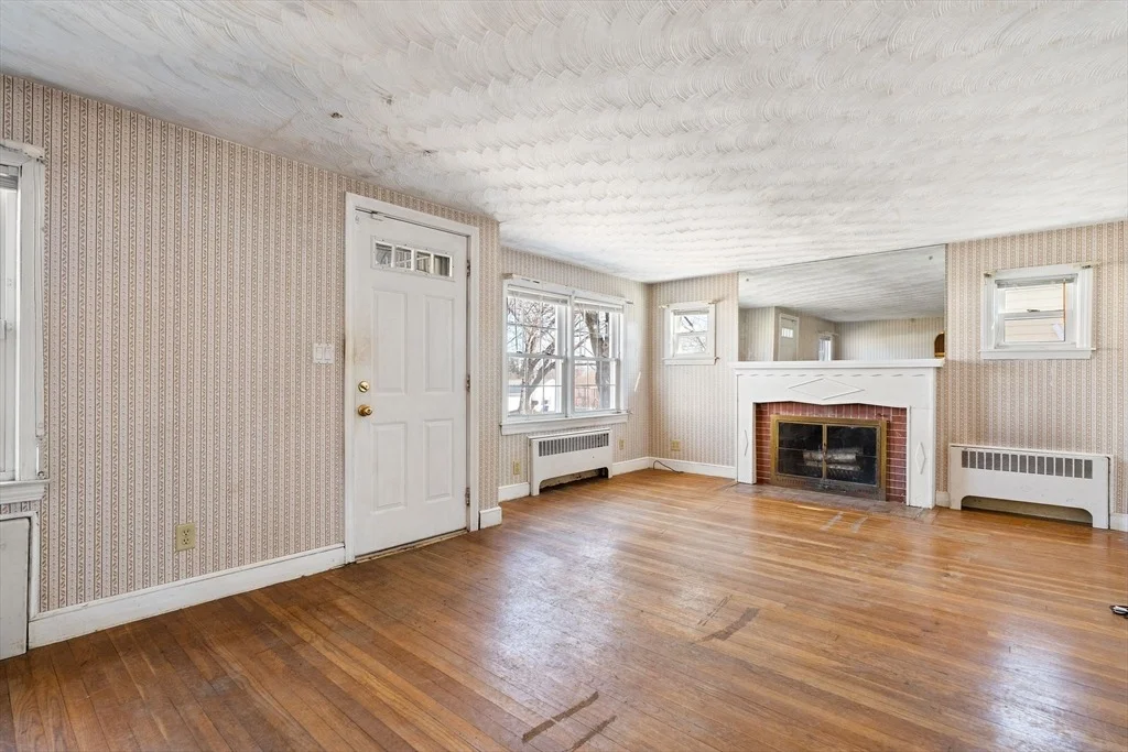 Photo of 14 Hillside Road